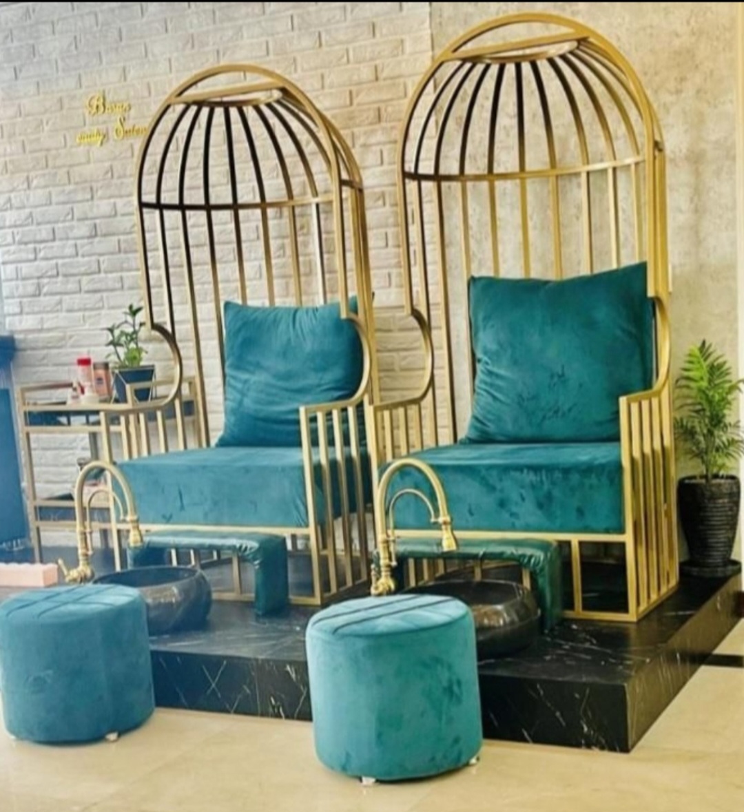 پدیکور آرایشگاهی مدل شاه نشین